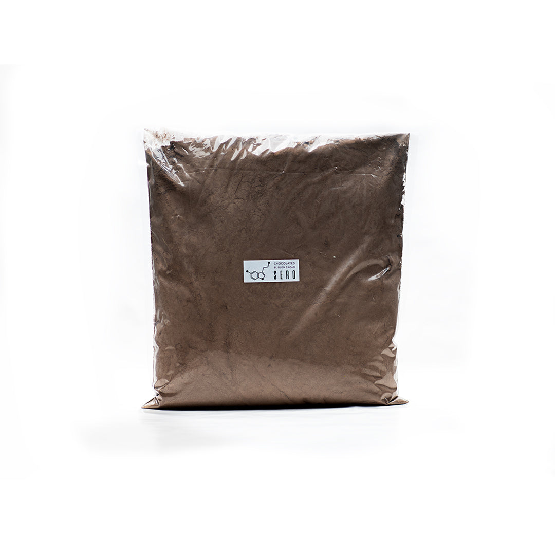 Semi-defatted cacao powder (12–16% fat) extracted by Chocolates Sero from Guatemalan cacao. A versatile, origin-traceable ingredient ideal for baking, beverages, and educational storytelling around ethical sourcing and cacao derivatives.